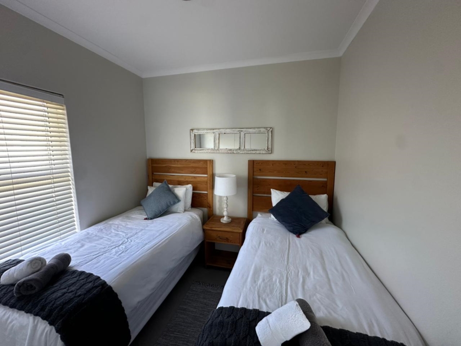 To Let 2 Bedroom Property for Rent in Beachfront Western Cape